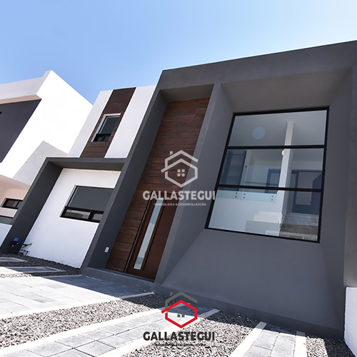 casa en venta en Juriquilla  en querétaro méxico , por Juan Gerardo Ramírez Gallastegui